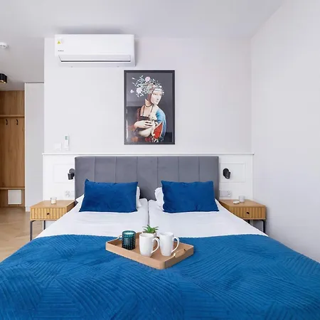 Modern With Air Conditioning In The Centre Of Cracow By Renters * Краков